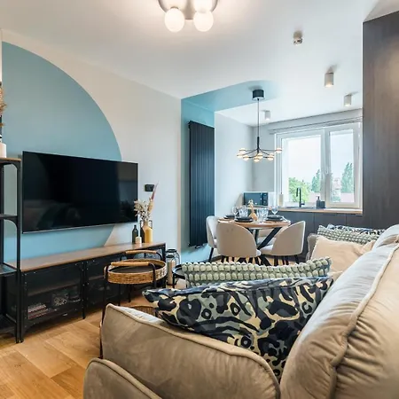 Golden Seaside By Aparo - Plaza 200m, 2 Lazienki, 2 Sypialnie Oraz Salon, 3 Tv, Balkon, Lozeczko Appartement *