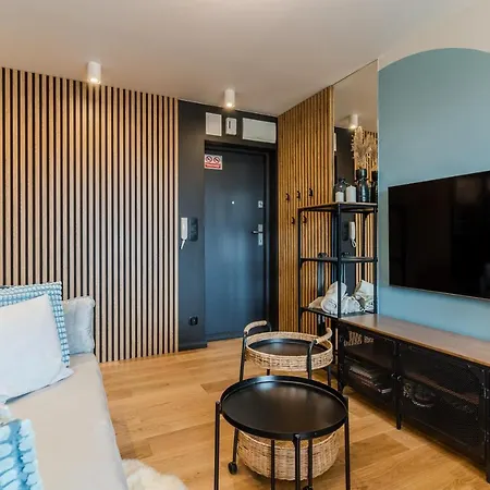 Golden Seaside By Aparo - Plaza 200m, 2 Lazienki, 2 Sypialnie Oraz Salon, 3 Tv, Balkon, Lozeczko * Gdaňsk