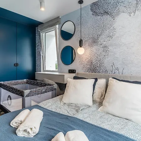 Golden Seaside By Aparo - Plaza 200m, 2 Lazienki, 2 Sypialnie Oraz Salon, 3 Tv, Balkon, Lozeczko * Gdaňsk