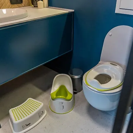 Golden Seaside By Aparo - Plaza 200m, 2 Lazienki, 2 Sypialnie Oraz Salon, 3 Tv, Balkon, Lozeczko Apartmán *