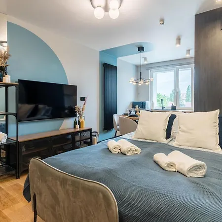 Golden Seaside By Aparo - Plaza 200m, 2 Lazienki, 2 Sypialnie Oraz Salon, 3 Tv, Balkon, Lozeczko Gdańsk