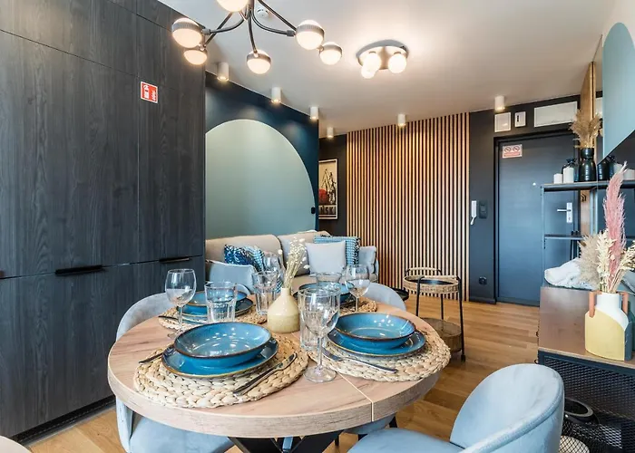 Golden Seaside By Aparo - Plaza 200m, 2 Lazienki, 2 Sypialnie Oraz Salon, 3 Tv, Balkon, Lozeczko *